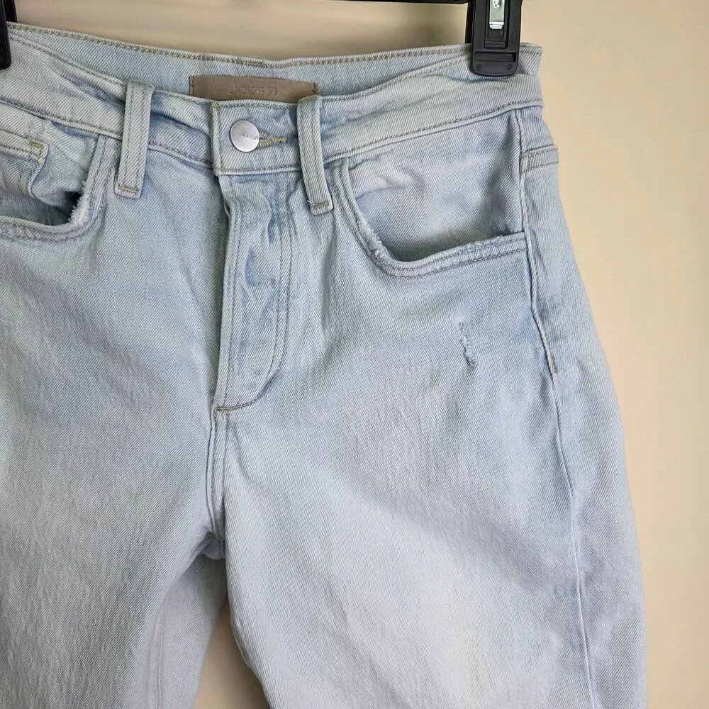 Joe’s Jeans The 90’s Bermuda Short Light Wash Distressed Raw Hem Size 25